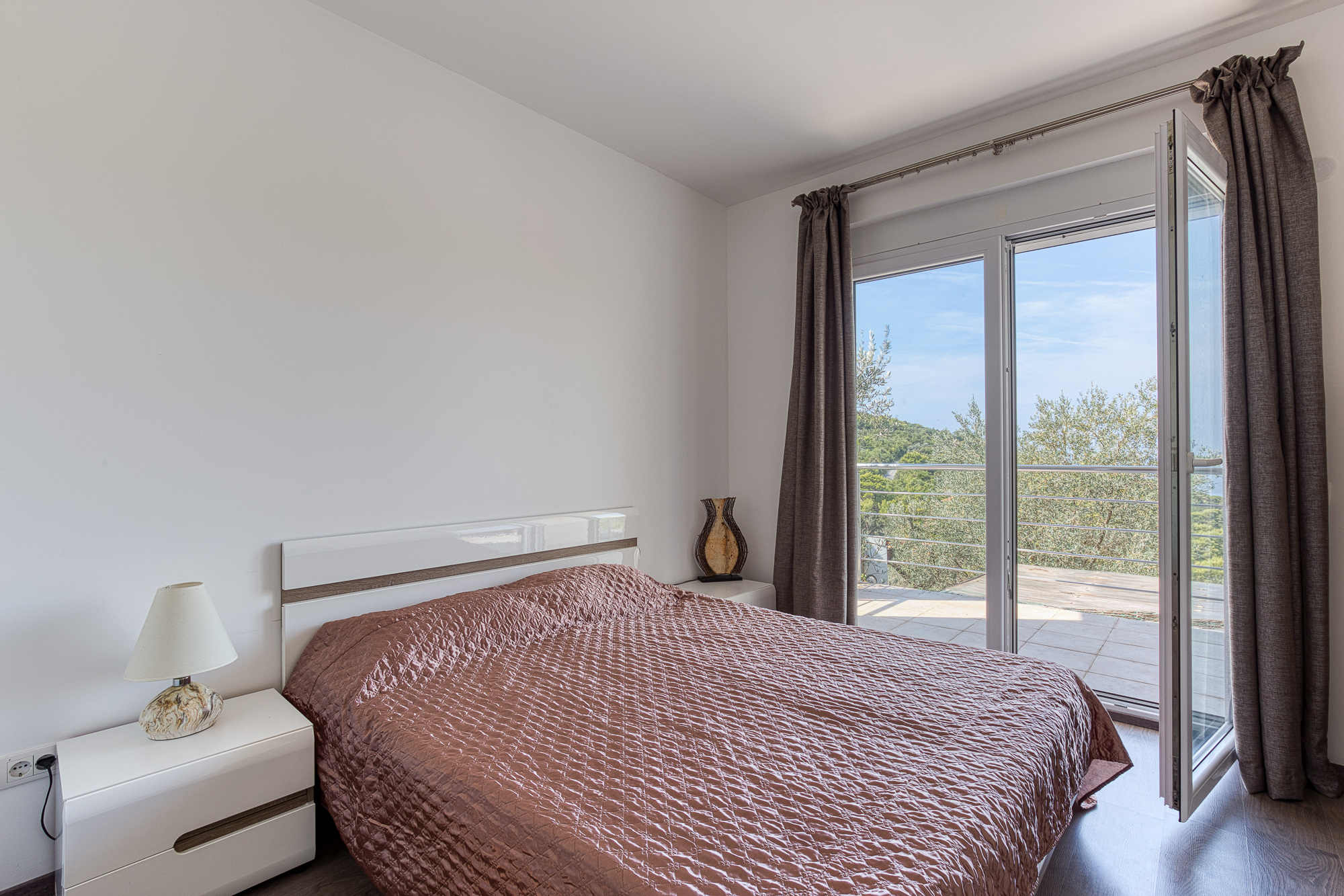 Image of House - 5 Bedrooms - 5 Bathrooms for Sale in Herceg-Novi-Montenegro, Image 20
